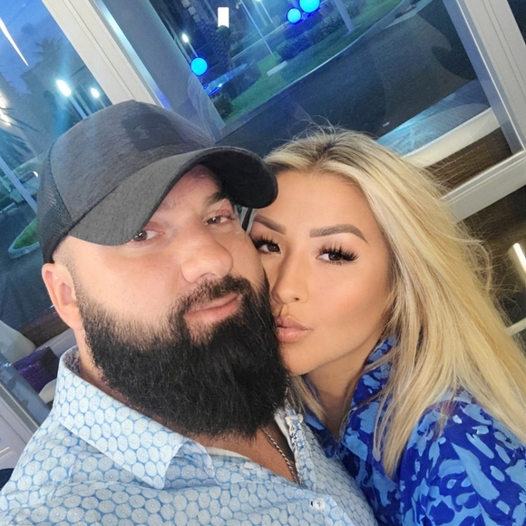 Share show every Saturday - Picture 3 of 3